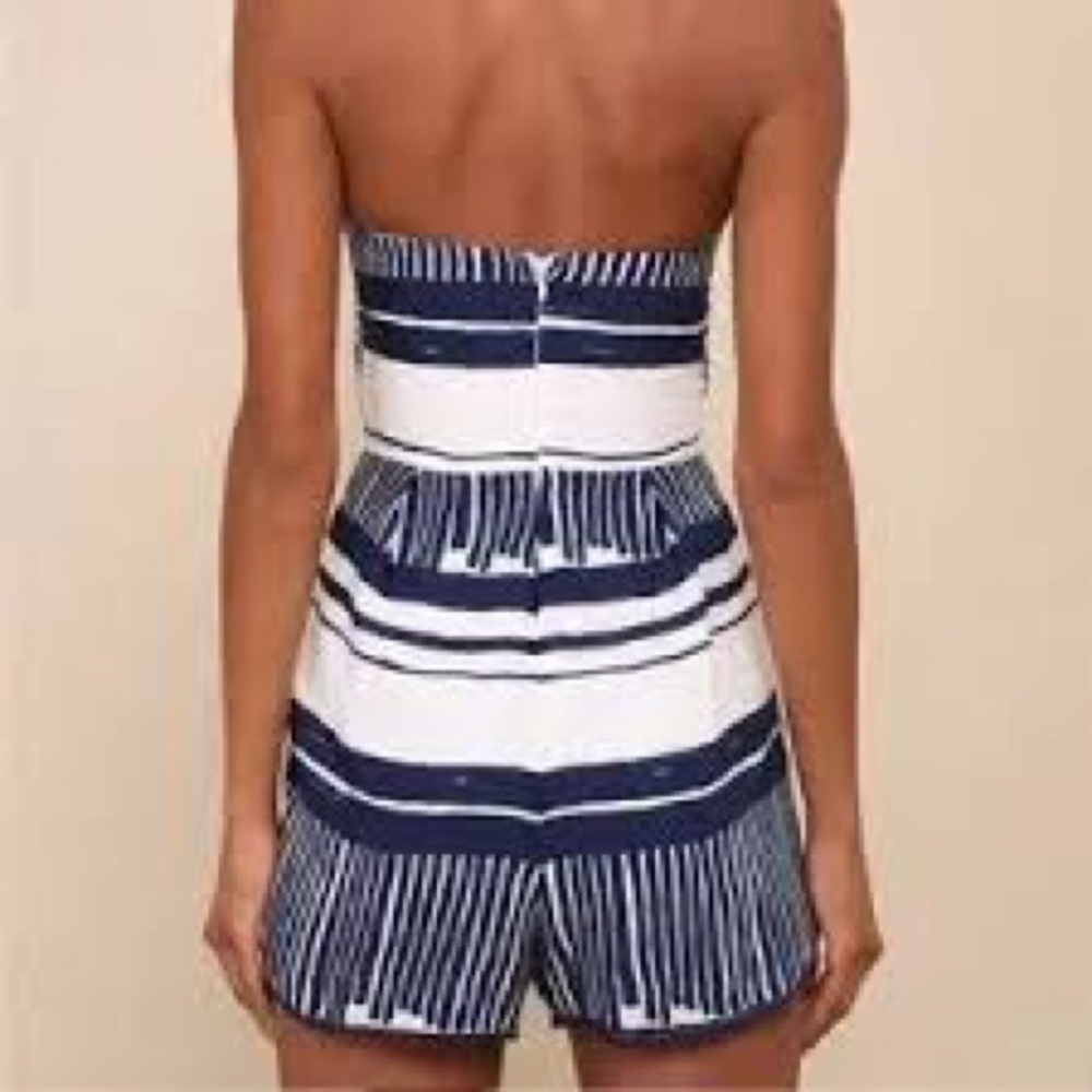 Lulu's Dephi Strapless Navy and White Romper Size M - Picture 2 of 8